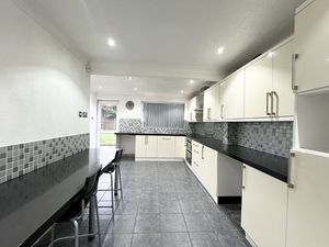 Photo 6- click for photo gallery